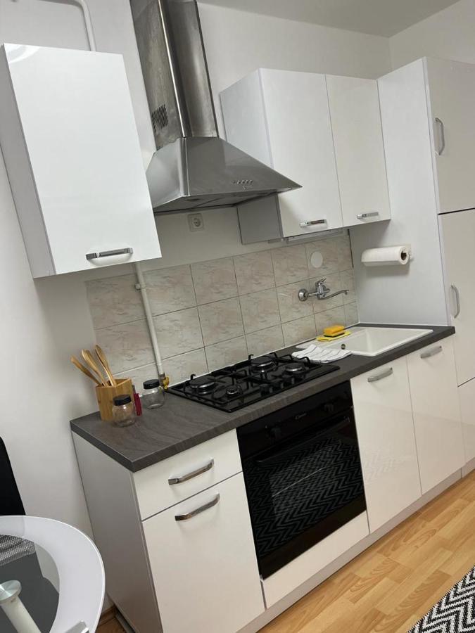 זאגרב Apartman Lara מראה חיצוני תמונה