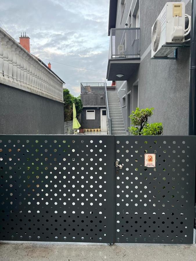 זאגרב Apartman Lara מראה חיצוני תמונה
